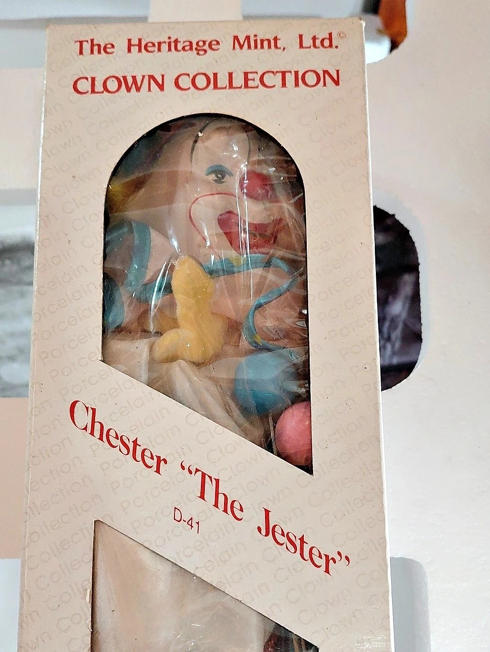 The Heritage Mint, Ltd. Chester "The Jester". Porcelain 16-Inch Clown NWT